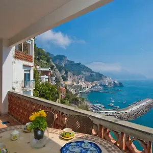 Belvedere , Amalfi Italy